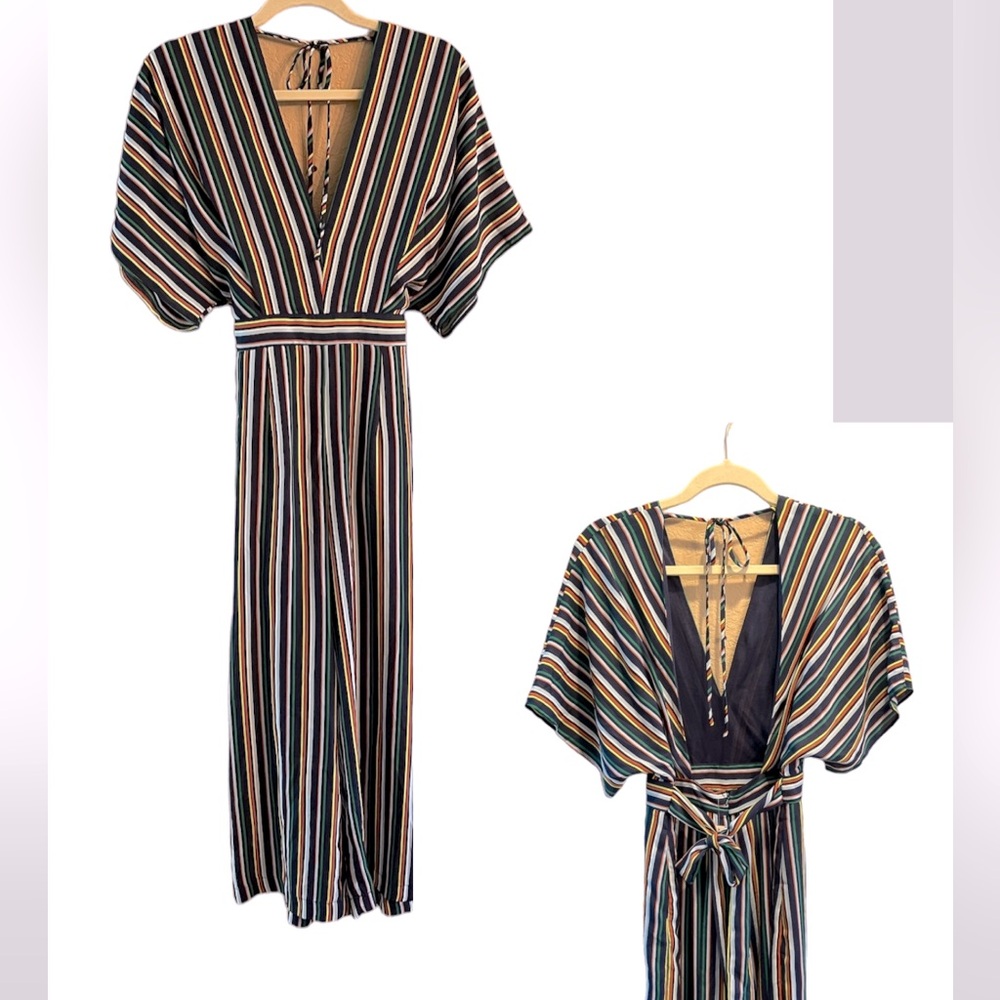 AQUA Striped Wide Leg Jumpsuit Navy Blue V-Neck Low Back Size Medium New